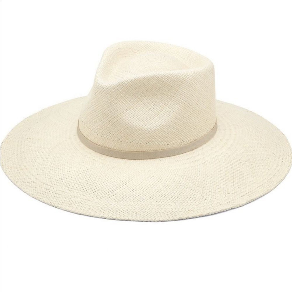 Cuyana wide brim summer hat. Never worn!